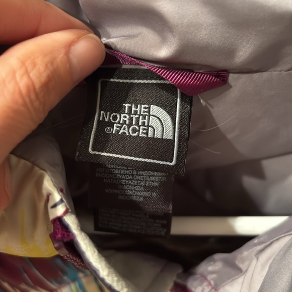 The North Face painted colorful girls size XL 18 puffer jacket - Picture 4 of 11